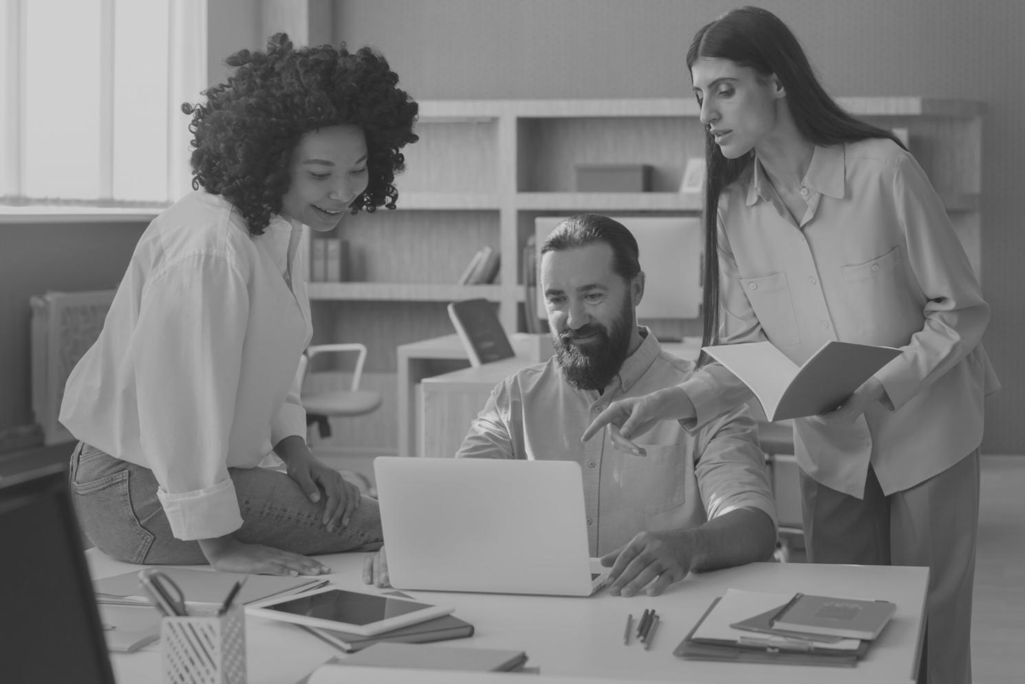 Professionelle Finanzmodellierung und Datenanalyse am Arbeitsplatz